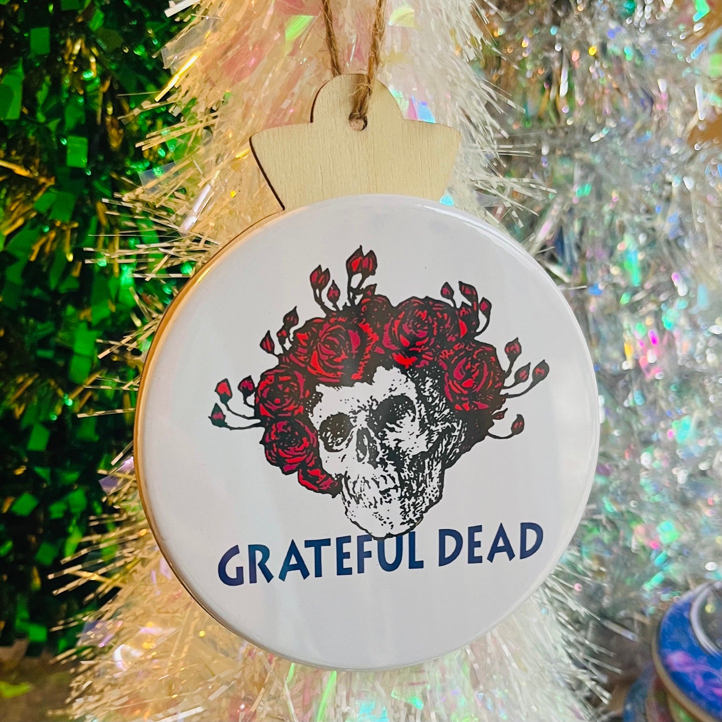 GRATEFUL DEAD SKULL & ROSES CHRISTMAS ORNAMENT