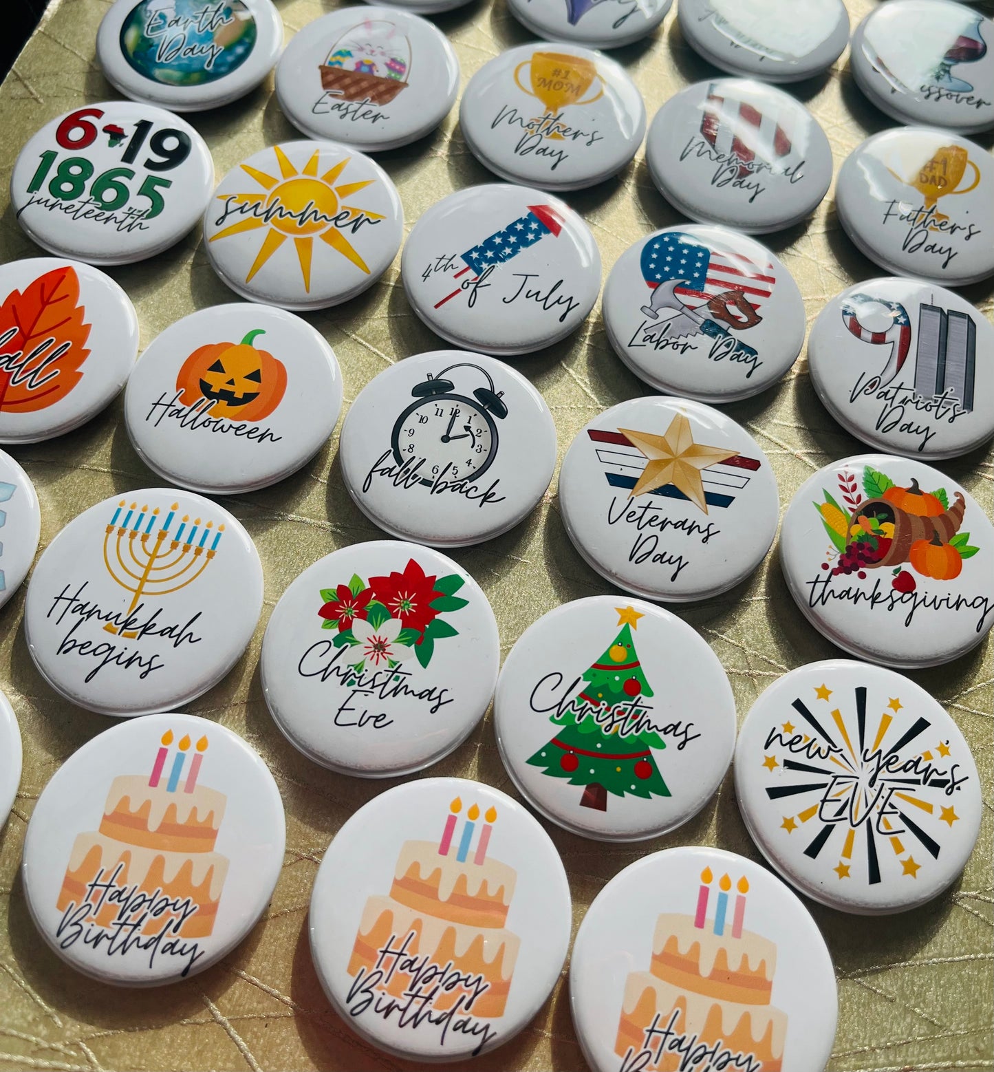 1.5" HOLIDAY MAGNETS Whiteboard, Home, Classroom, Calendar, Home Organization, Perpetual Calendar