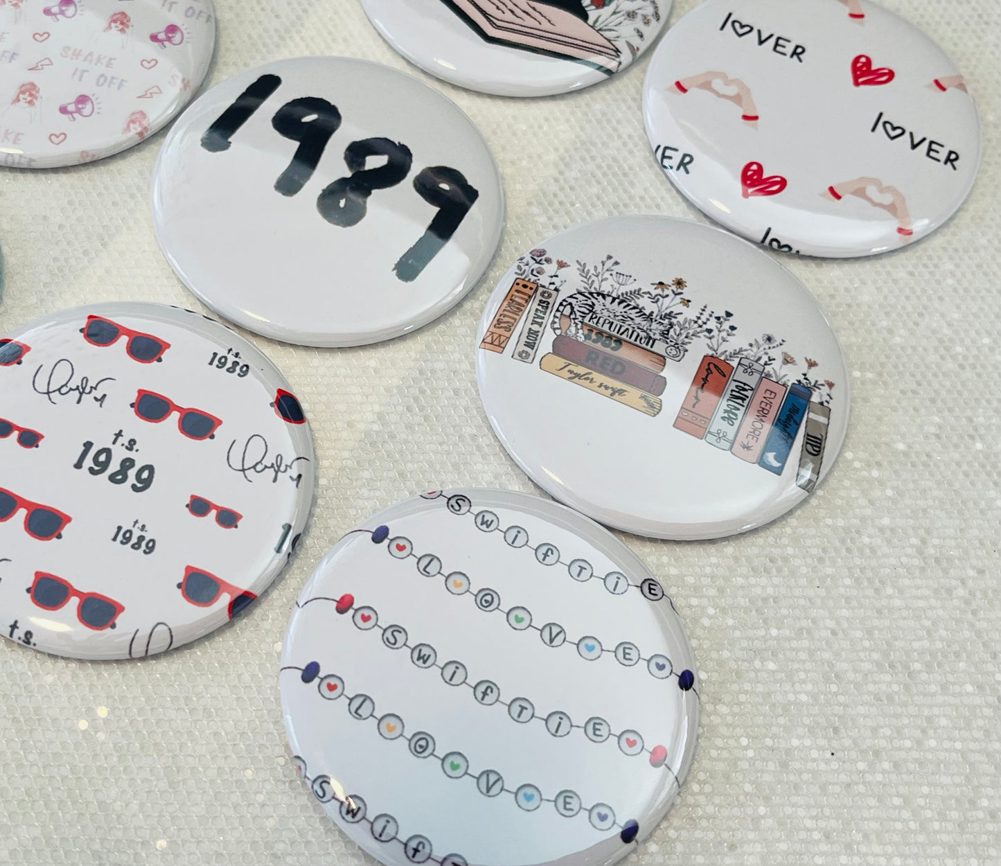 TAYLOR SWIFT 2" MAGNETS - 9 Piece GIFT SET